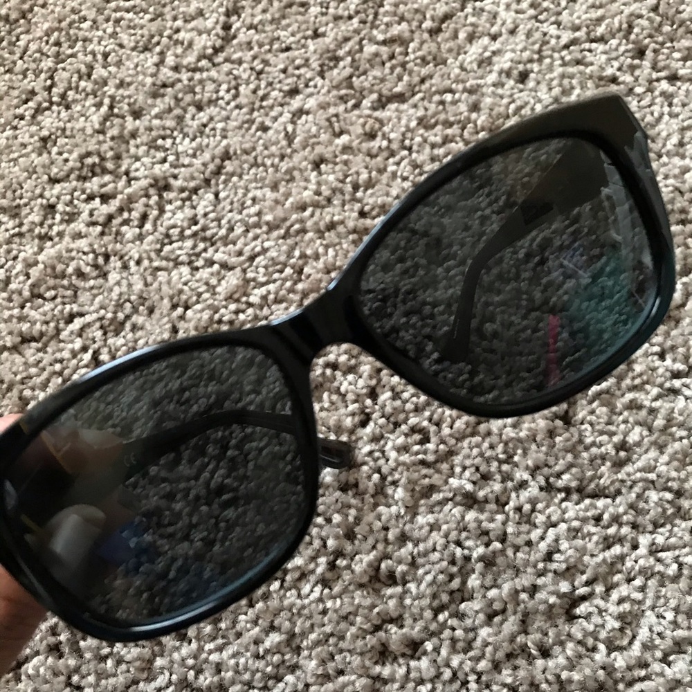Guess prescription shades
